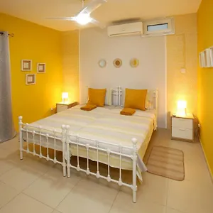 Апартаменты 930m To Beach-2 Bedroom+veranda-perfect Located, Ларнака